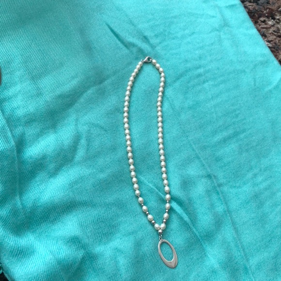 Charming Genuine Cultured Pearls 5-8mm Necklace - Picture 2 of 4